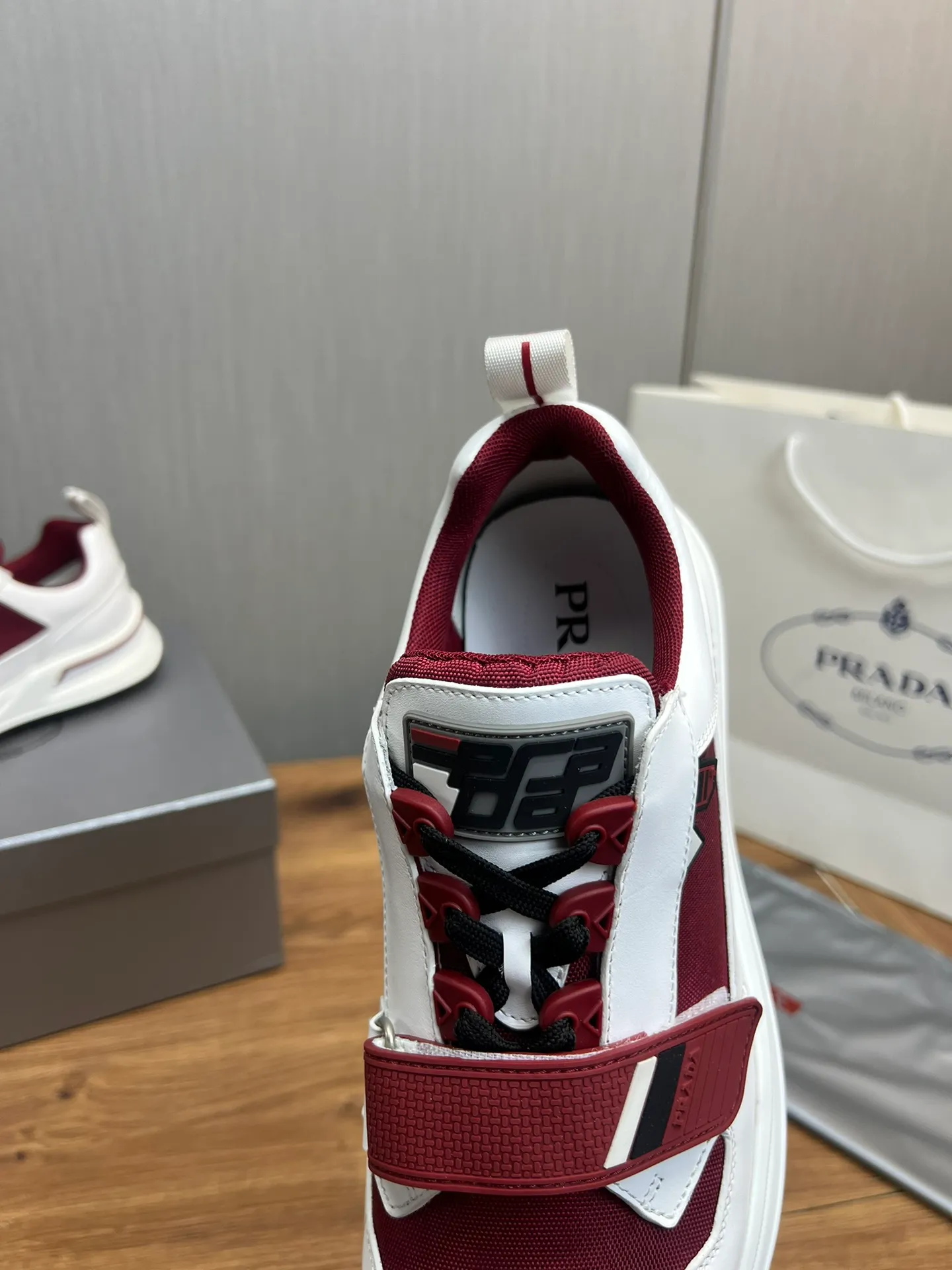 Men's shoes 💰620💰 [PRADA] Men's shoes are popular in the counter, official website is synchronized, high-quality shipments ✔️Original cowhide stitching mesh + cowhide lining, 1🆚1 replica, original original bottom, 38-45 (45 customized, non-refundable)